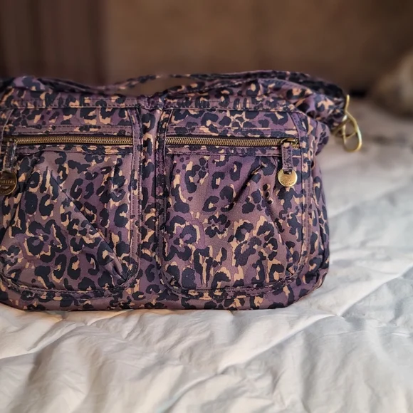 Travelon bag purple leopard print. 9.5x14x5.5" - Picture 8 of 11